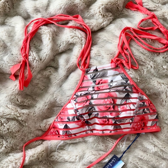 Isabella Rose swim bikini top - Picture 3 of 8